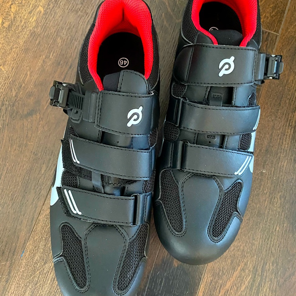 Mens Peloton shoes-practically Brand NEW worn 1X